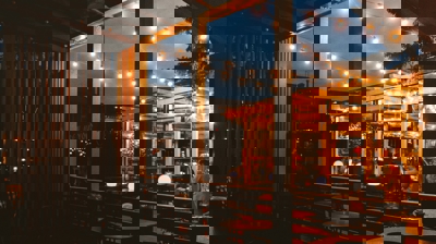 Outdoor Restaurant Lighting