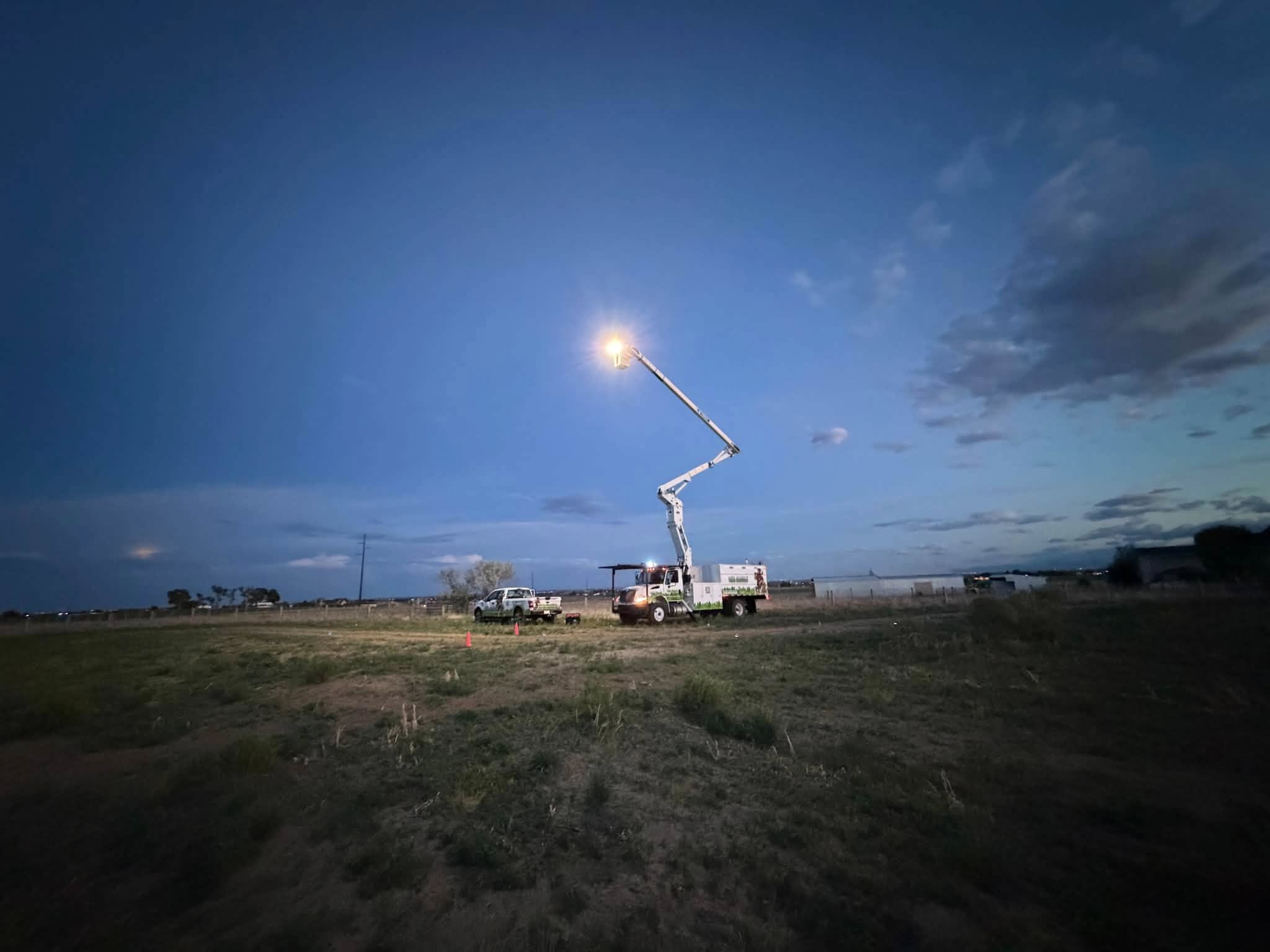 Our Family Tree Service and Blingle Lighting up miles.Beyond Running Festival