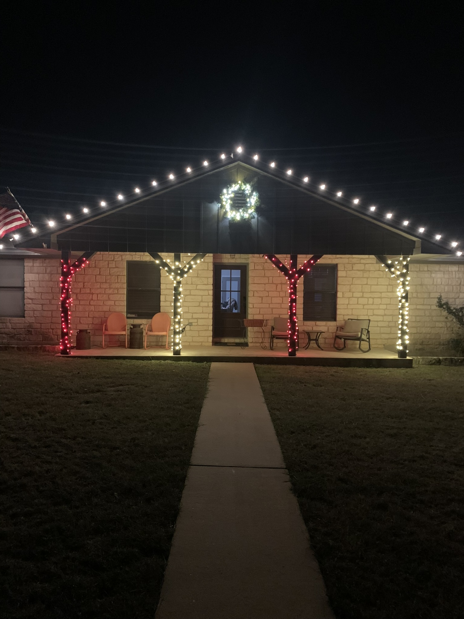 Residential Christmas Lighting with Wreath