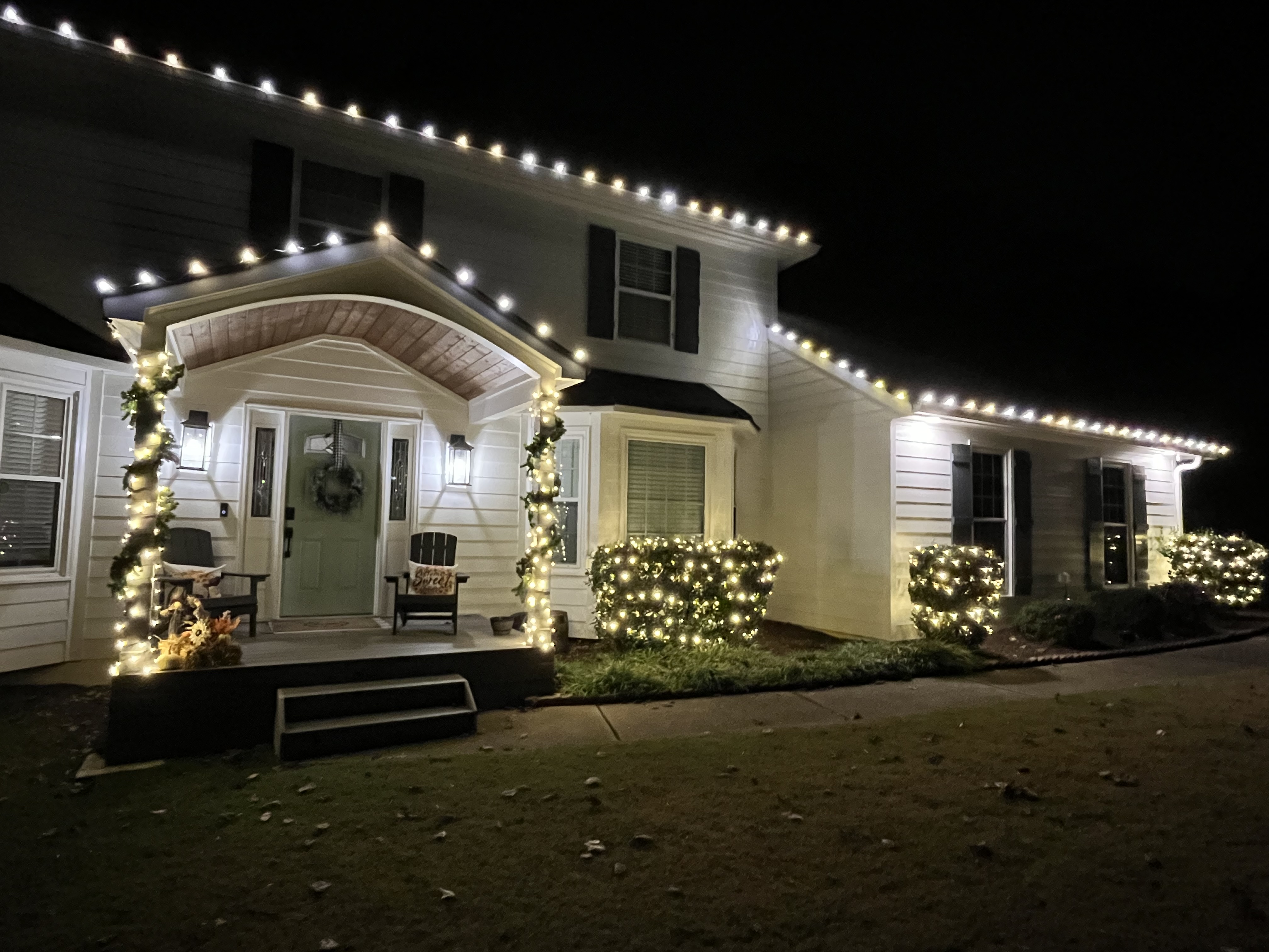 Holiday lighting