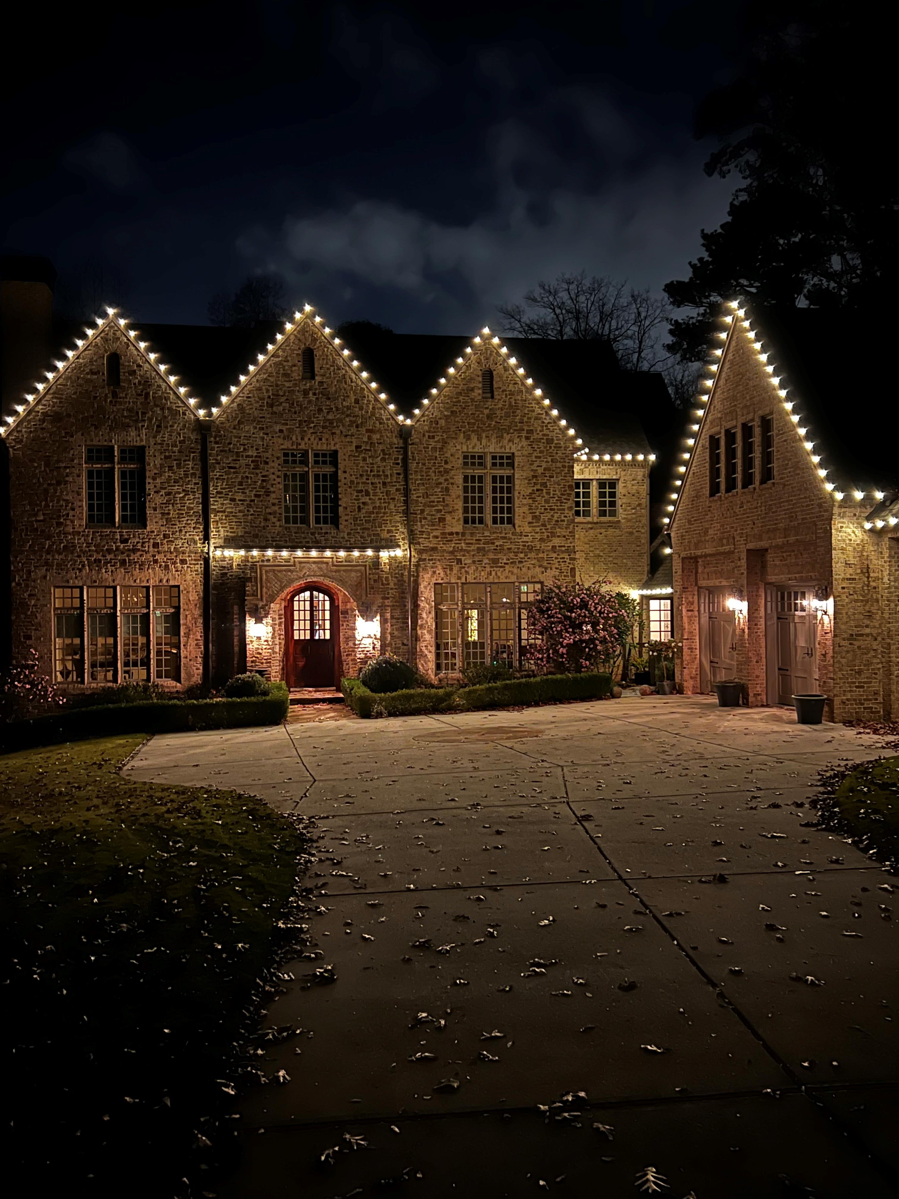Holiday lighting