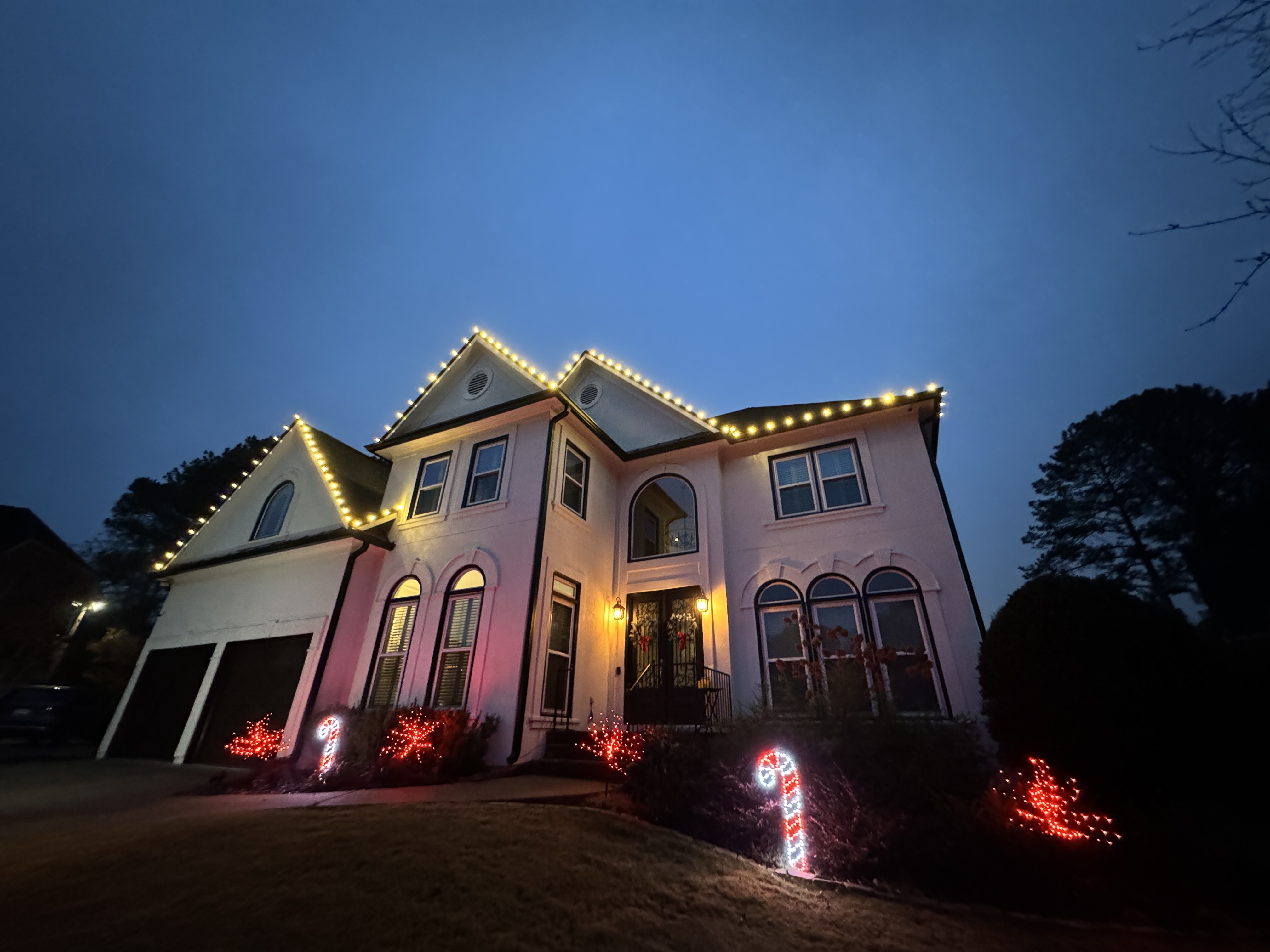 Holiday lighting