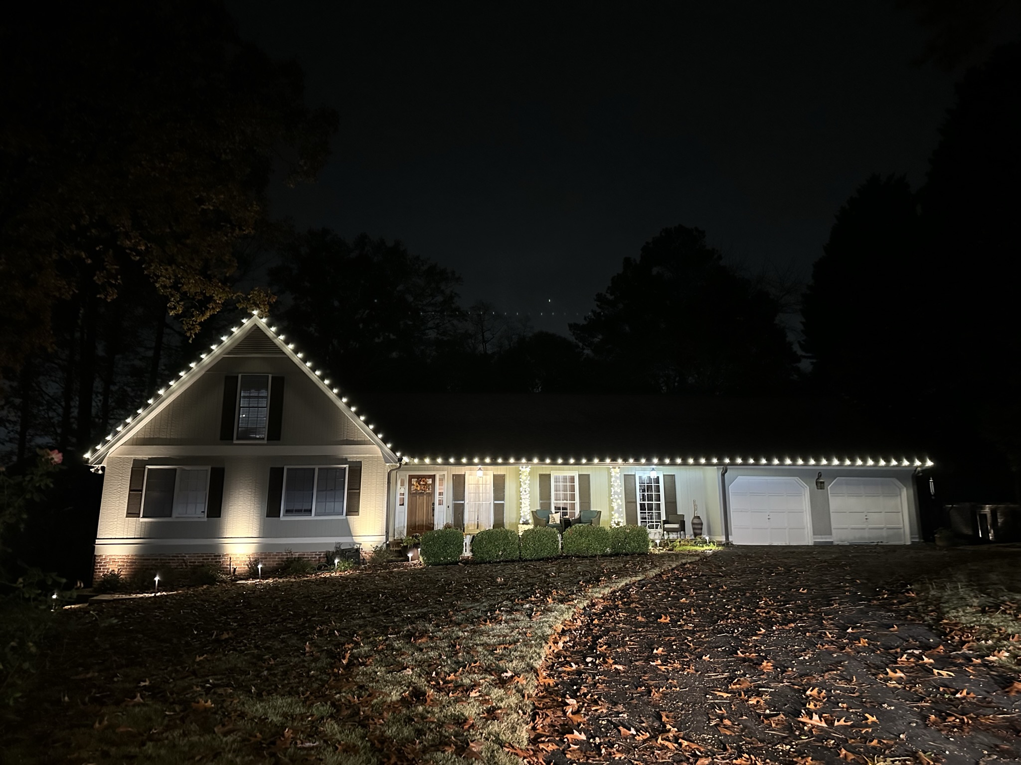 Holiday lighting