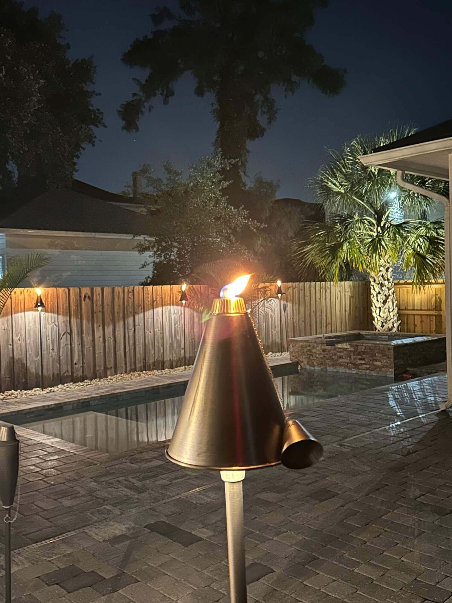 backyard custom lighting