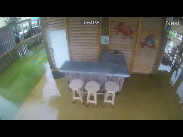 Lumien Lights under water